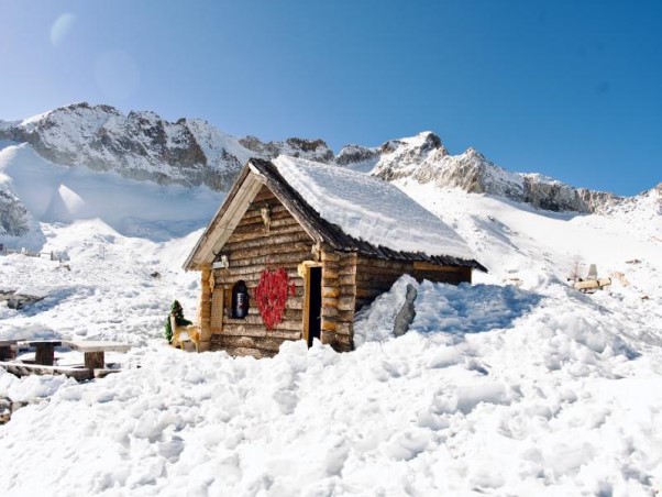 摄图网_507606507_四川达古冰川国家地质公园雪景风光（企业商用）(1)