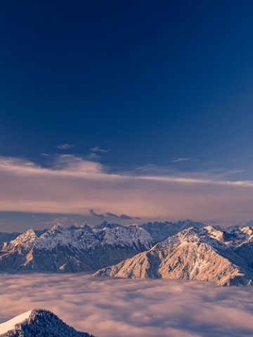 成都夕阳红旅游社电话背后的故事，我陪爸妈报团踩过的那些*