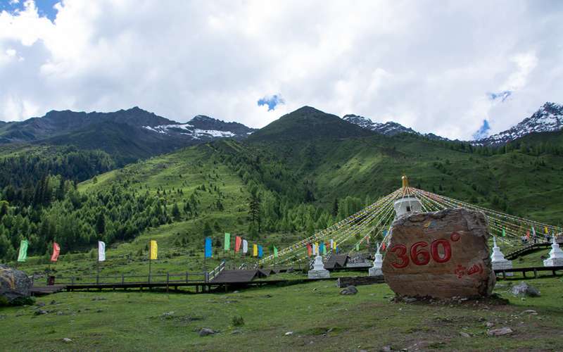 成都到九寨沟一日暴走全攻略,谁说不可能?我亲自试了!-第2张图片-四川省中国青年旅行社 成都到九寨沟一日暴走全攻略,谁说不可能?我亲自试了!-第2张图片-四川省中国青年旅行社